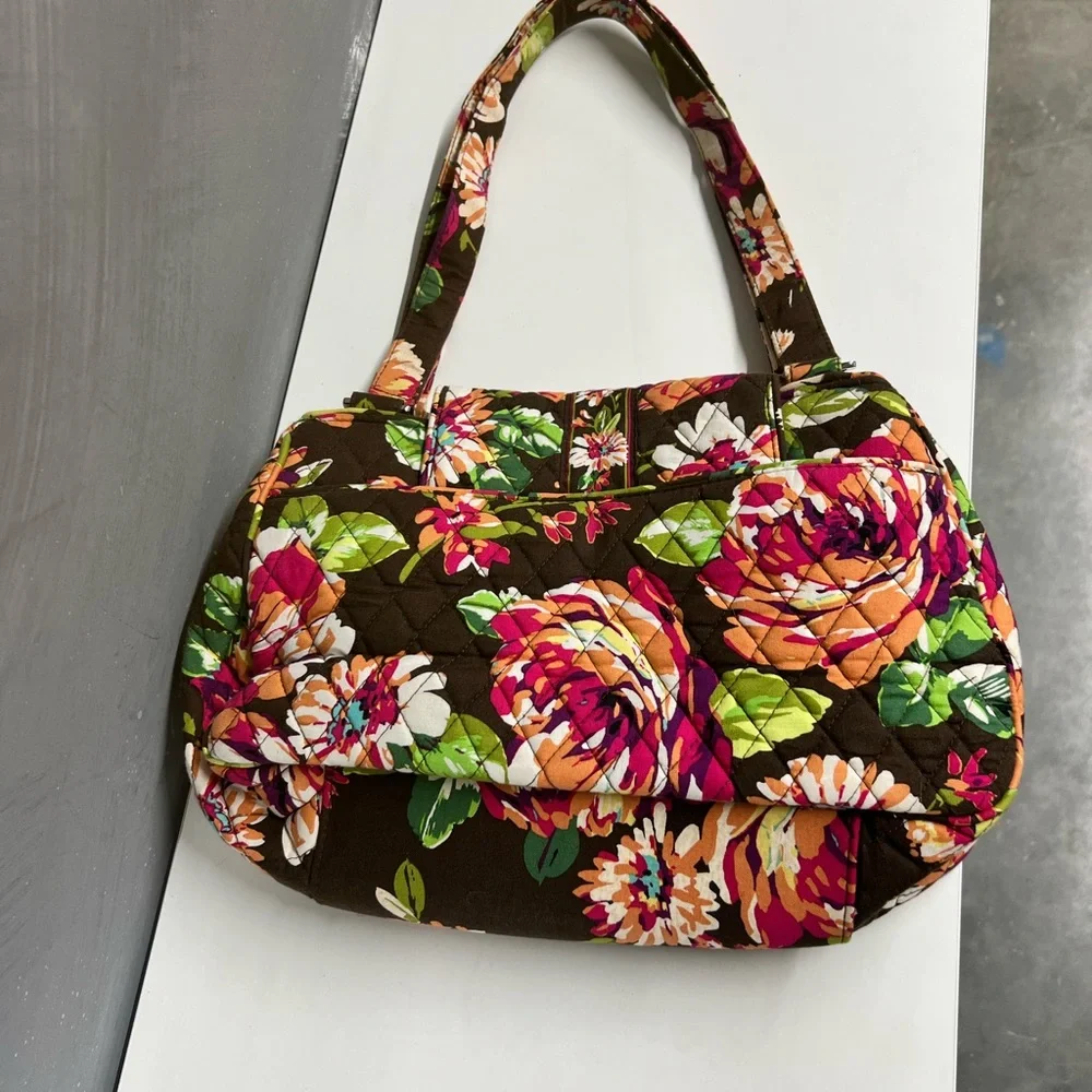 Floral Quilted Shoulder Bag - Picture 3 of 6